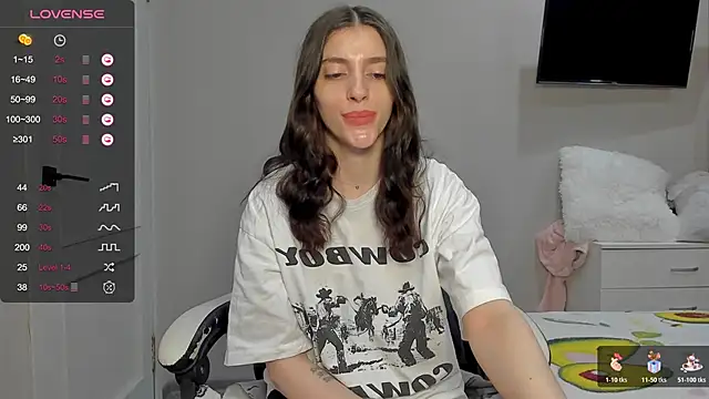 Snapshot of broosnica1 chatting on February 9, 10:52 am broosnica1 online show from February 9, 10:52 am