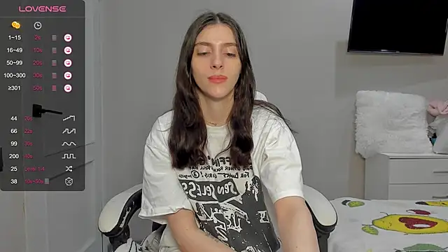 Snapshot of broosnica1 chatting on February 12, 9:59 am broosnica1 online show from February 12, 9:59 am