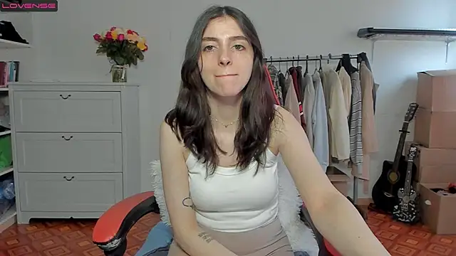 Snapshot of broosnica1 chatting on March 30, 7:42 am broosnica1 online show from March 30, 7:42 am