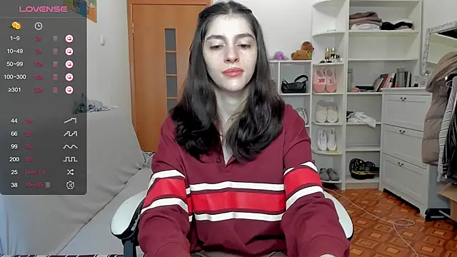 broosnica1 online show from April 28, 7:24 am