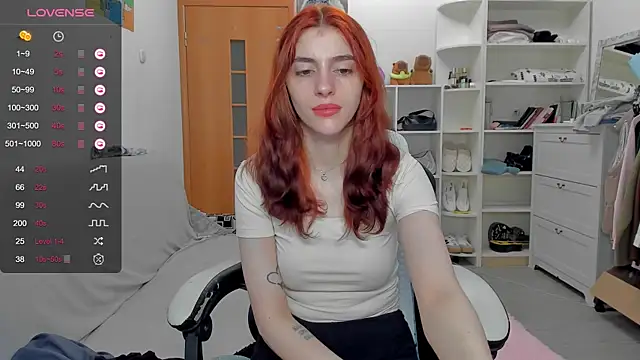 broosnica1 online show from June 6, 8:41 am