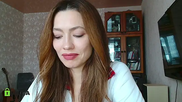 Snapshot of alicia_spicy chatting on December 3, 6:59 am alicia spicy online show from December 3, 6:59 am