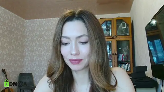 Snapshot of alicia_spicy chatting on December 4, 6:44 am alicia spicy online show from December 4, 6:44 am