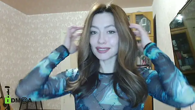 Snapshot of alicia_spicy chatting on December 18, 4:20 am alicia spicy online show from December 18, 4:20 am