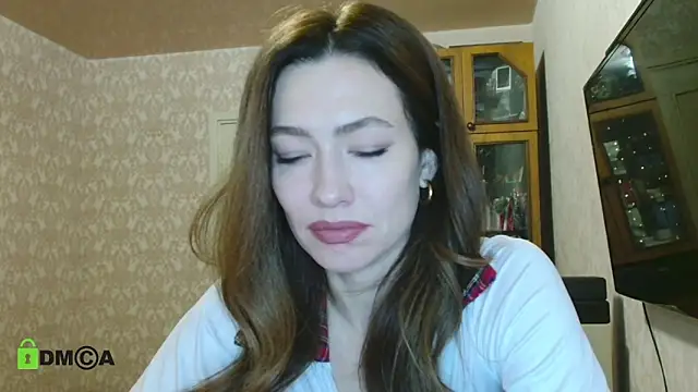 Snapshot of alicia_spicy chatting on December 28, 4:30 am alicia spicy online show from December 28, 4:30 am