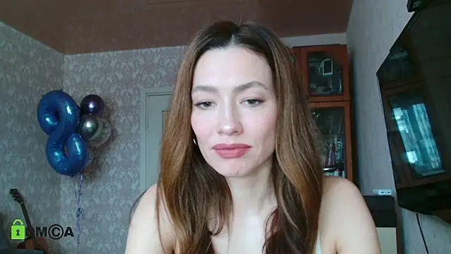 Snapshot of alicia_spicy chatting on January 3, 8:10 am alicia spicy online show from January 3, 8:10 am