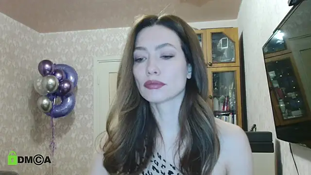 Snapshot of alicia_spicy chatting on January 5, 4:25 am alicia spicy online show from January 5, 4:25 am