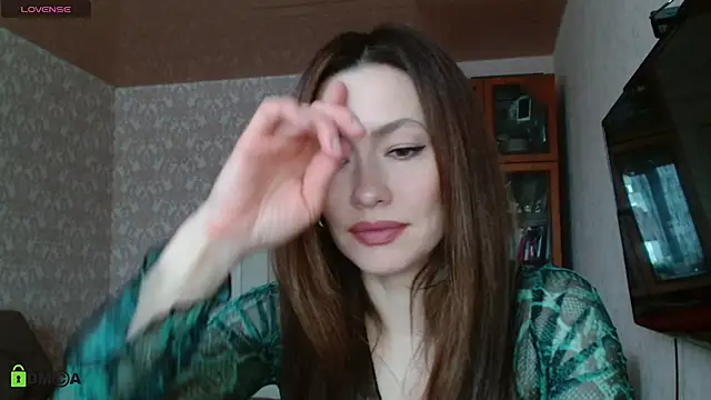 Snapshot of alicia_spicy chatting on March 14, 4:10 am alicia spicy online show from March 14, 4:10 am