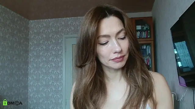 Snapshot of alicia_spicy chatting on October 16, 4:46 am alicia spicy online show from October 16, 4:46 am
