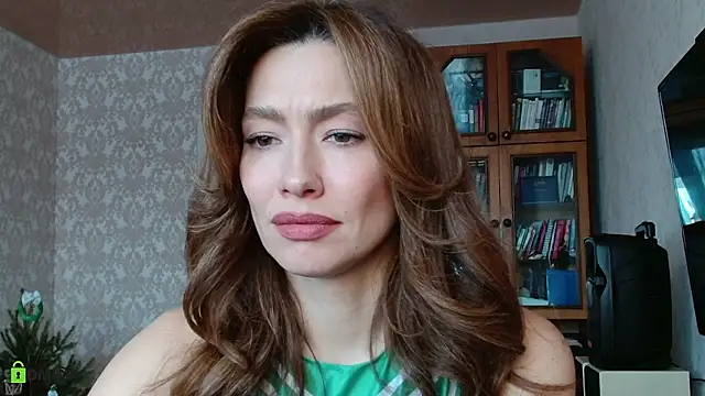 Snapshot of alicia_spicy chatting on January 10, 9:55 am alicia spicy online show from January 10, 9:55 am