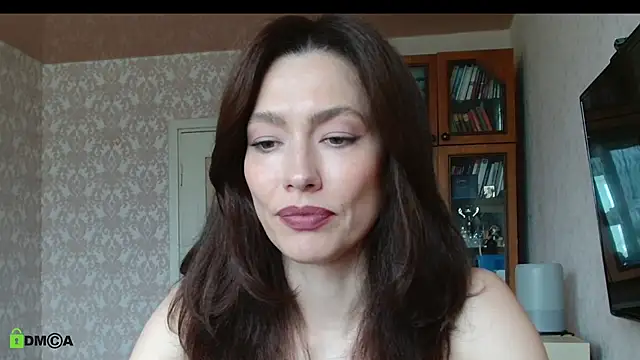 Snapshot of alicia_spicy chatting on June 11, 7:17 am alicia spicy online show from June 11, 7:17 am