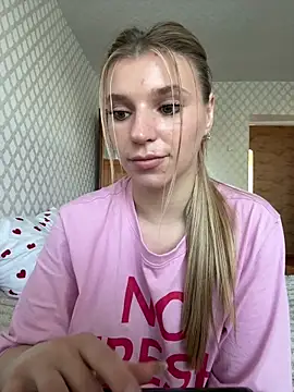 Snapshot of adel_secret chatting on June 10, 2:49 pm adel secret online show from June 10, 2:49 pm
