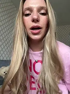 adel secret online show from July 10, 1:14 pm