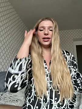 adel secret online show from July 13, 11:46 am