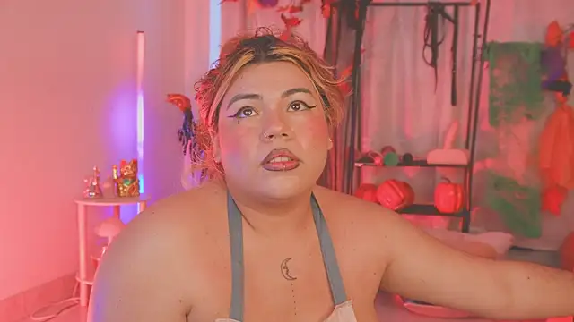 Samanta cutee online show from November 15, 9:21 pm