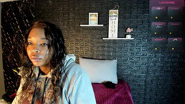 Charlotte  Brown  online show from March 20, 12:53 pm