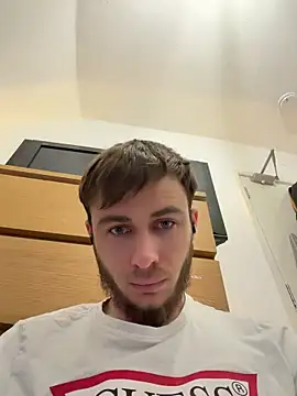 Julian128 online show from April 15, 7:32 pm