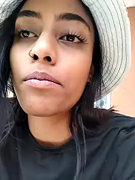 cleopatra-phaedra online show from December 7, 10:45 am