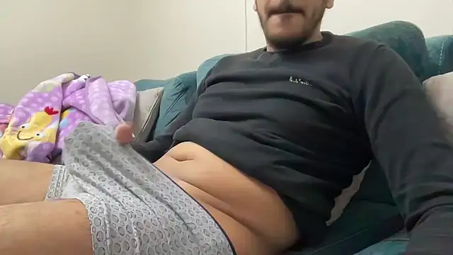 Snapshot of Mooka69 chatting on December 26, 3:31 pm Mooka69 online show from December 26, 3:31 pm