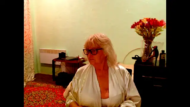 Snapshot of Natali7634 chatting on May 8, 3:06 pm Natali7634 online show from May 8, 3:06 pm