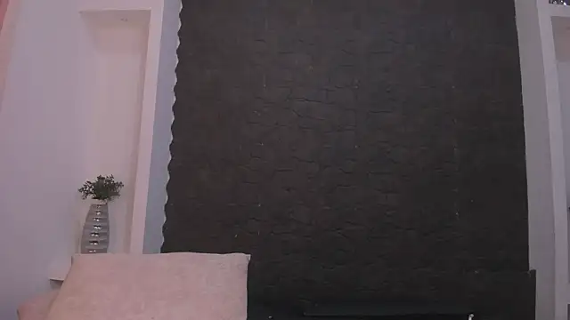 Snapshot of jenaa_ chatting on February 19, 12:34 pm jenaa online show from February 19, 12:34 pm