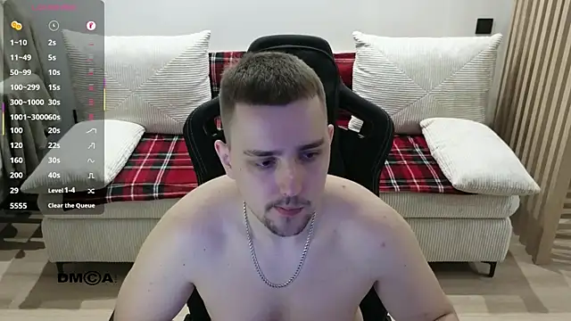 Larstar01 online show from March 9, 11:42 pm