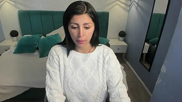 Snapshot of tiffani__love chatting on February 12, 1:27 pm tiffani  love online show from February 12, 1:27 pm