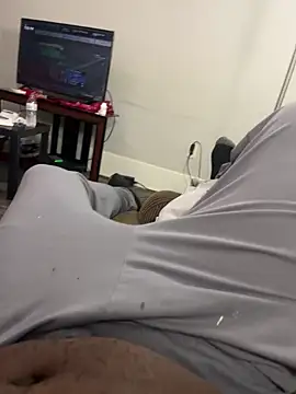 bigdick5157 online show from March 14, 4:07 am