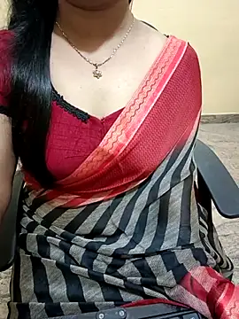 Snapshot of Nithya_05 chatting on September 26, 6:34 pm Nithya 05 online show from September 26, 6:34 pm