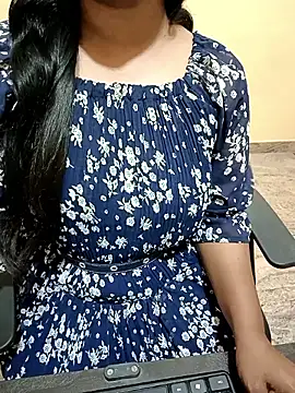 Snapshot of Nithya_05 chatting on October 7, 5:15 am Nithya 05 online show from October 7, 5:15 am