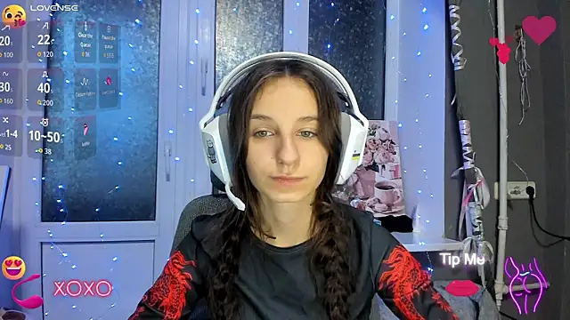 Snapshot of _Nika_Kik chatting on October 20, 2:28 pm Nika Kik online show from October 20, 2:28 pm