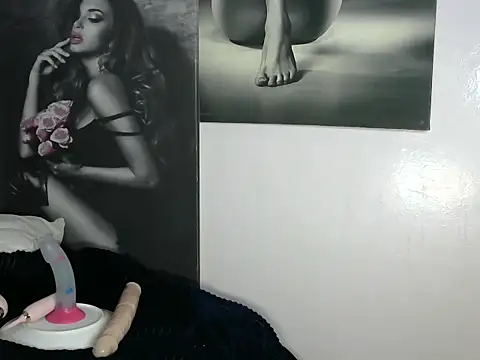 Petite lexii online show from December 15, 9:52 pm