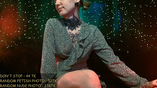 Snapshot of Littlespacemouse chatting on May 23, 1:15 pm Littlespacemouse online show from May 23, 1:15 pm