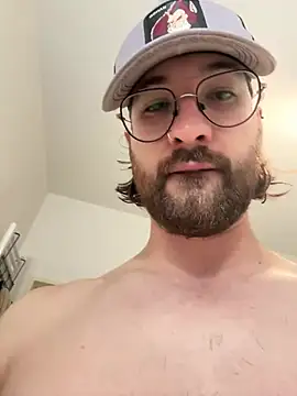 Snapshot of BuurningBoy chatting on February 17, 10:14 pm BuurningBoy online show from February 17, 10:14 pm