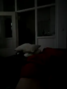 Snapshot of BuurningBoy chatting on November 22, 10:20 pm BuurningBoy online show from November 22, 10:20 pm