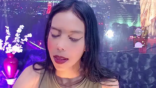 Snapshot of Catalella_Ar chatting on June 5, 3:35 am Catalella Ar online show from June 5, 3:35 am