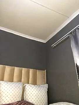 Snapshot of Nicole_Liam_ chatting on October 22, 11:04 pm Nicole Liam online show from October 22, 11:04 pm