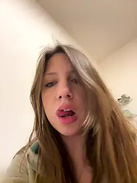 Sashabunny online show from December 18, 4:57 pm