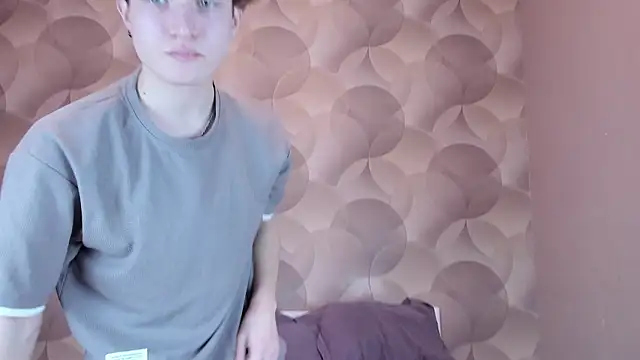 Snapshot of Ian_Flor chatting on February 11, 3:17 pm Ian Flor online show from February 11, 3:17 pm