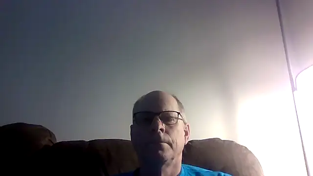 Snapshot of pjkrun66 chatting on April 5, 11:51 am pjkrun66 online show from April 5, 11:51 am