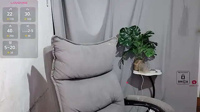 Snapshot of agreeable-22 chatting on November 7, 11:49 pm agreeable-22 online show from November 7, 11:49 pm