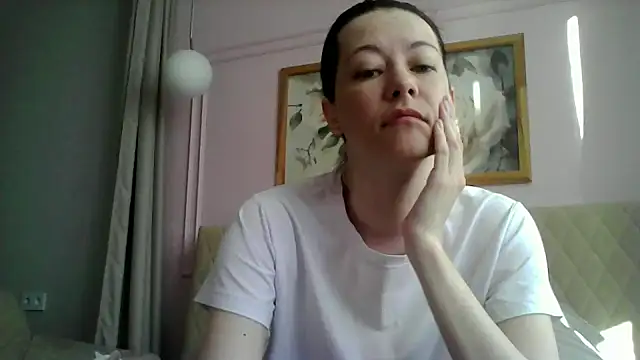 Snapshot of SunElizabeth chatting on March 21, 4:39 am SunElizabeth online show from March 21, 4:39 am