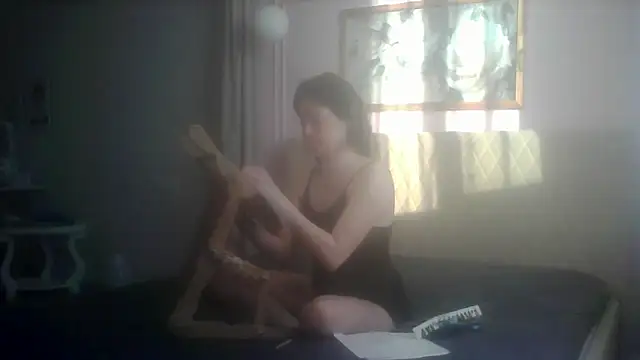 Snapshot of SunElizabeth chatting on March 10, 3:55 am SunElizabeth online show from March 10, 3:55 am