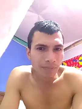 008Alexan online show from July 11, 4:04 am