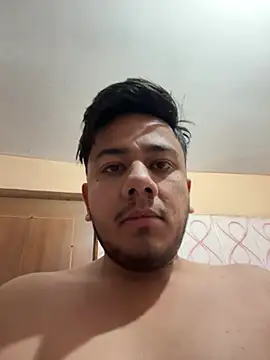 Snapshot of NakedPlayBoy chatting on December 8, 3:10 am NakedPlayBoy online show from December 8, 3:10 am