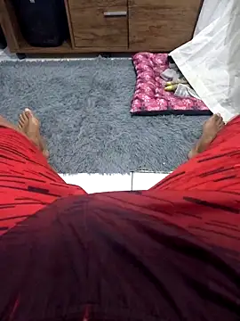 Snapshot of Seductiveblack chatting on October 24, 7:10 pm Seductiveblack online show from October 24, 7:10 pm