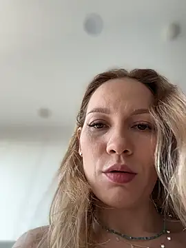 LavenderHot online show from March 16, 1:11 am