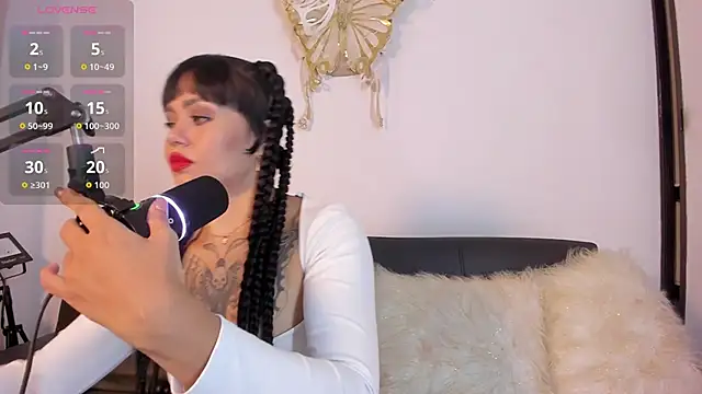 Miiel rosa online show from December 15, 11:25 am