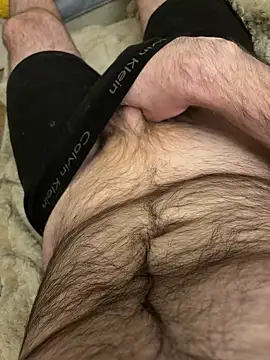 Straightlad95 online show from November 9, 1:48 am