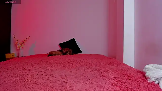 Snapshot of Simply_Zoe__ chatting on September 12, 5:13 pm Simply Zoe online show from September 12, 5:13 pm